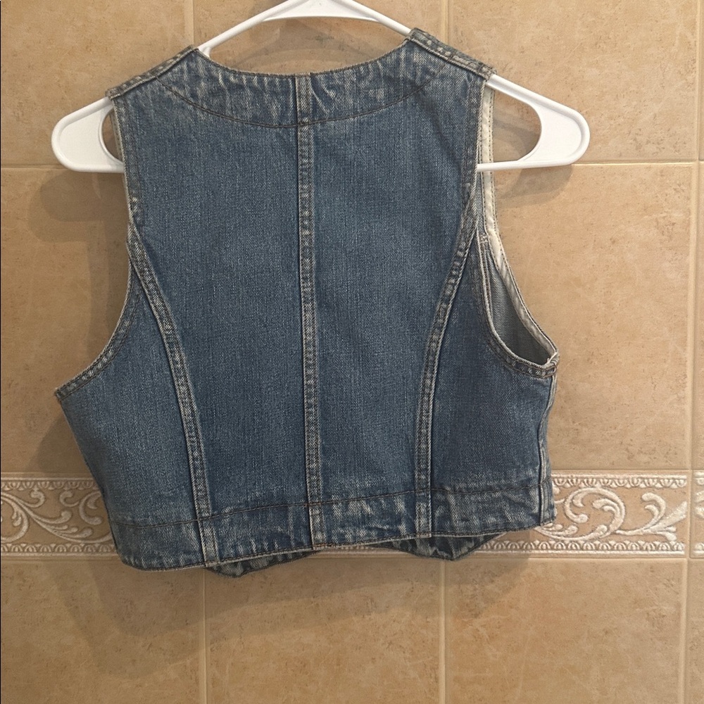 Re/Done Light Blue Washed Denim Vest - Picture 5 of 8